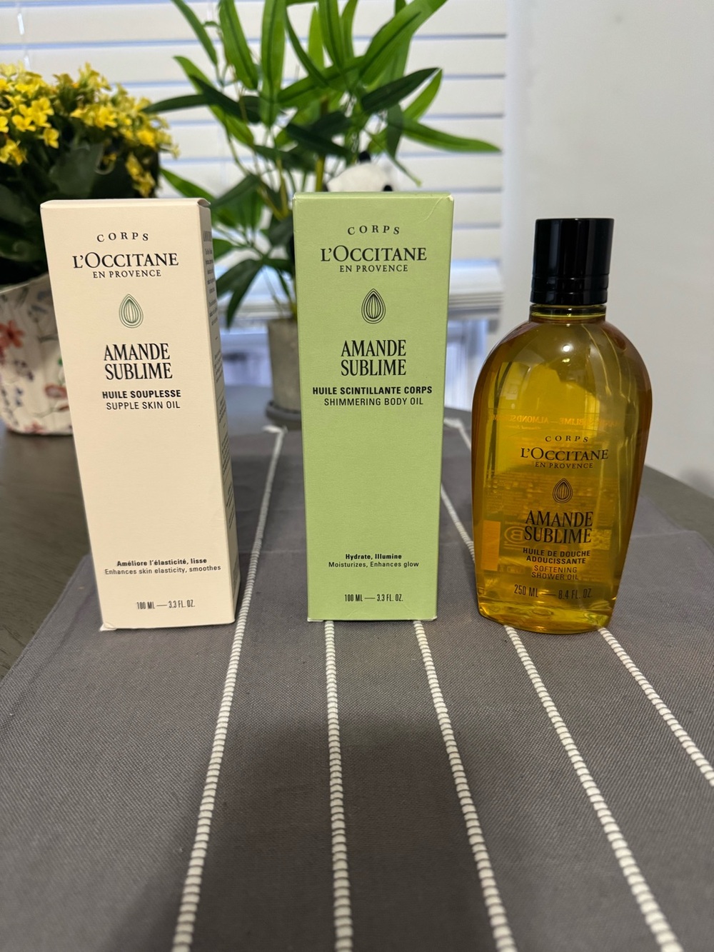 L’OCCITANE AMANDA SUBLIME BUNDLE
